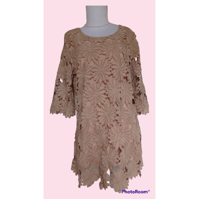 Preloved Dress Brokat