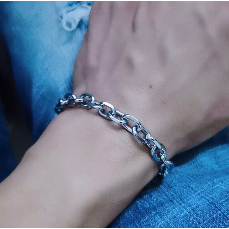 Gelang Rantai Bahan Titanium Anti Karat Dan Tidak Pudar