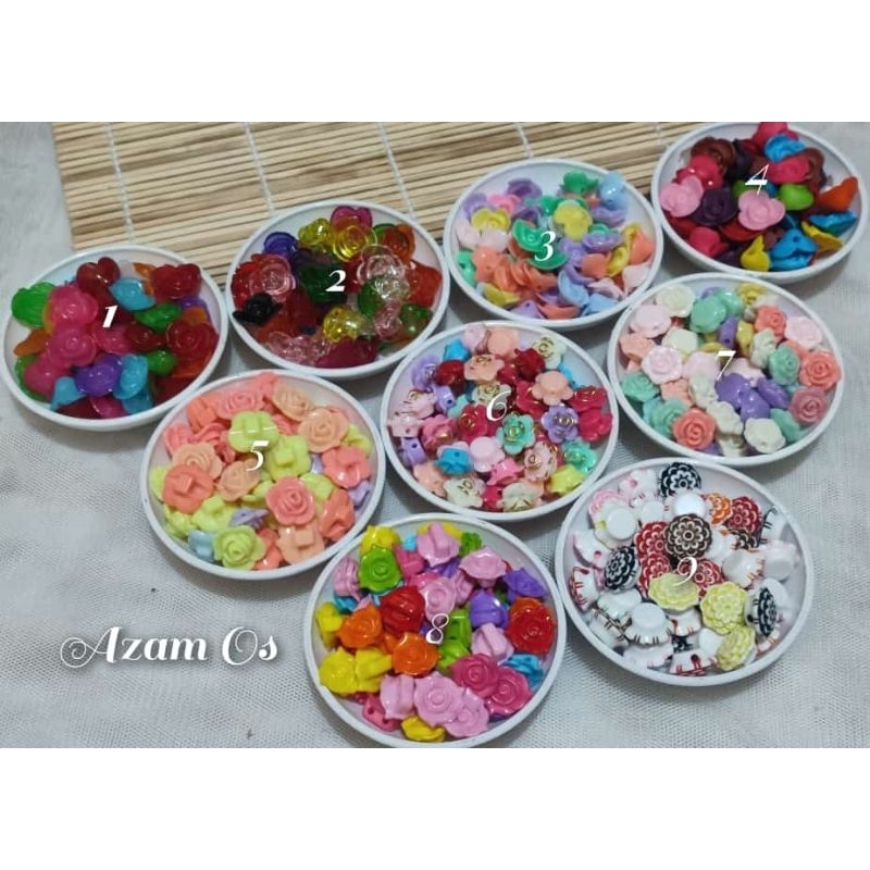 Aneka Mote bunga mawar kecil