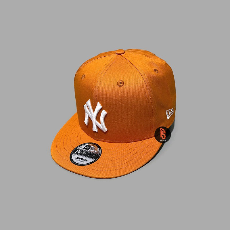 TOPI NEW ERA ORIGINAL 950 COTTON NEW YORK YANKEES RUSTY WHITE