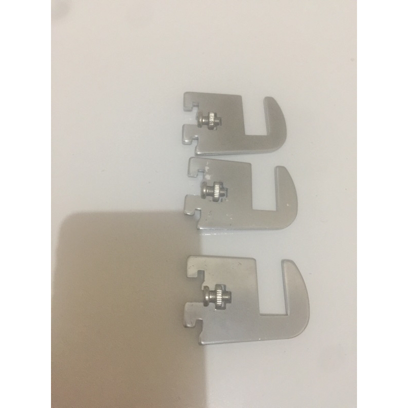 Bracket pipa kotak/ breket besi hollow / besi hollow harga 2k