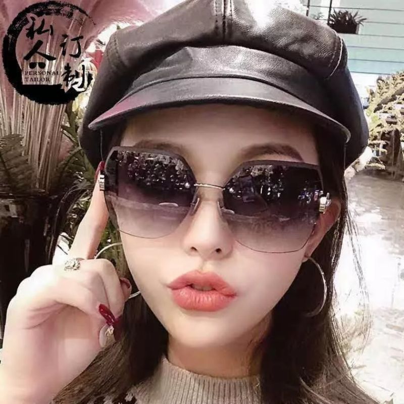 Kacamata Wanita Import Korean Fashion Vintage Oversized Kacamata Tidak Berbingkai Woman Sunglasses Hitam