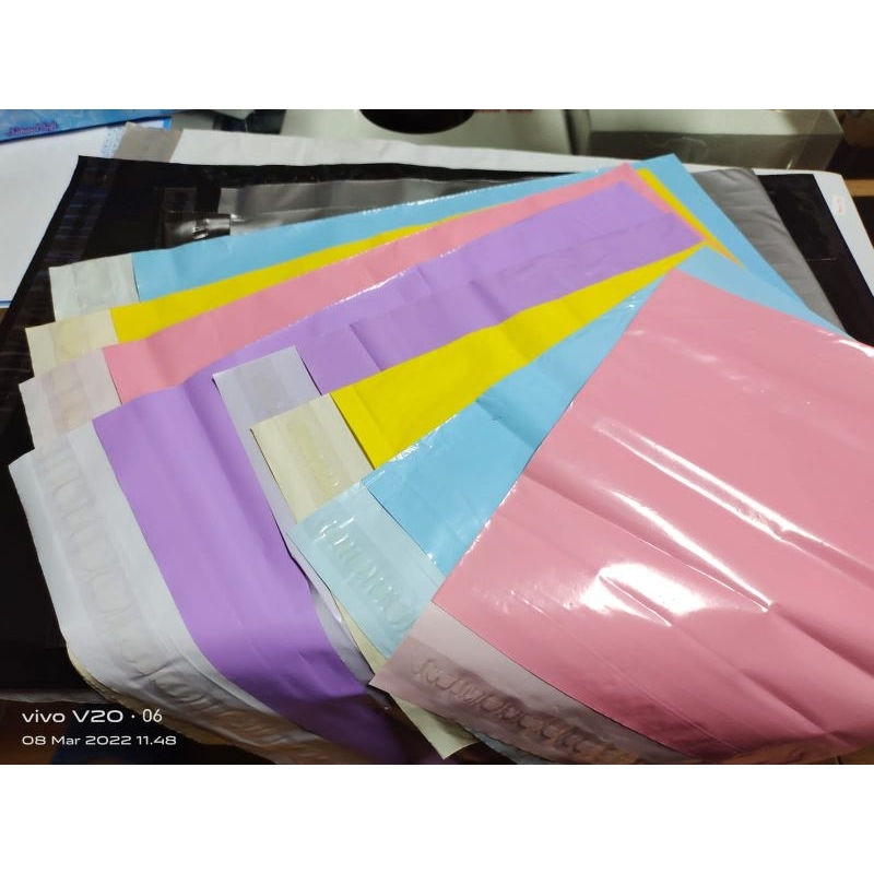 

Plastik Polymailer Uk 35x50 Isi 50pcs Plastik Packing Online Shop Plastik Polimailer Packing Olshop