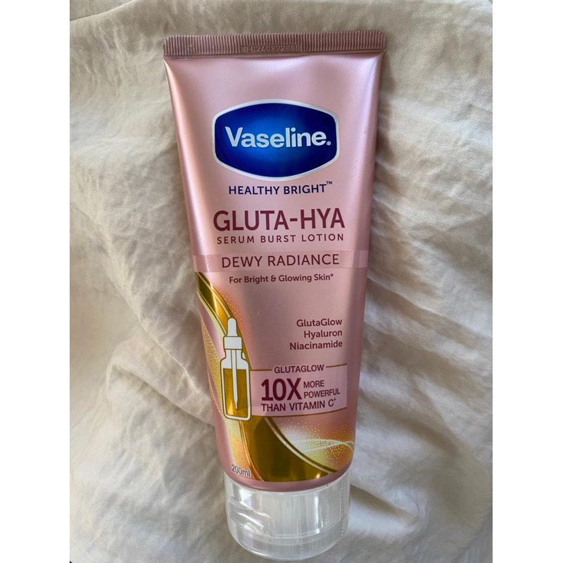 Vaseline Gluta-Hya Body Lotion