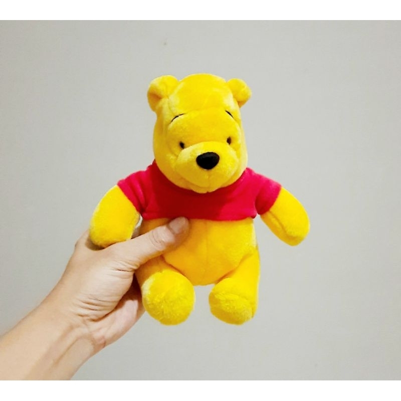Boneka Pooh Baju Merah Original Disney Size 20 cm/ Boneka Pooh