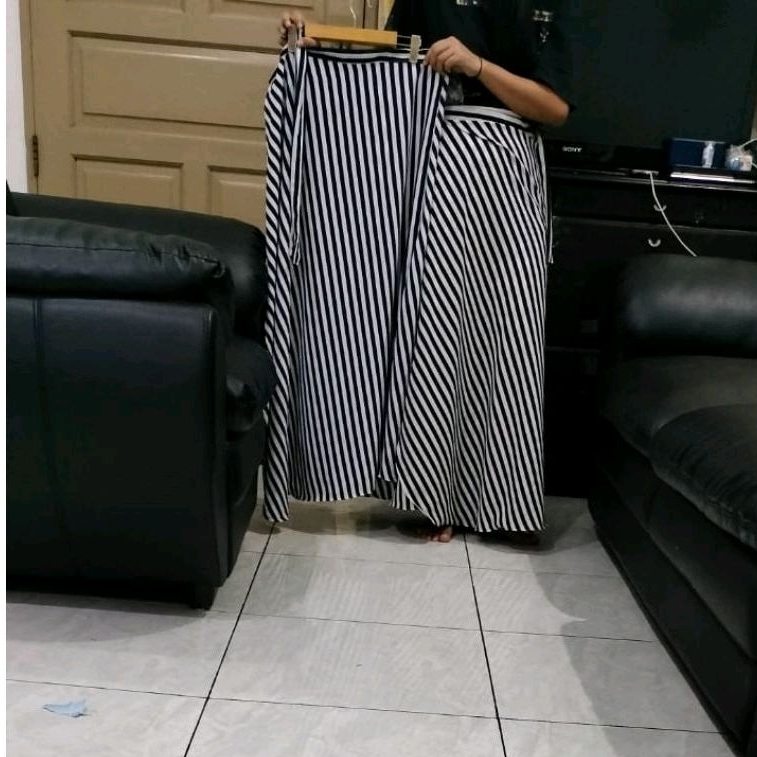 rok panjang lilit salur / strap skirt a-line / Maxi skirt strap