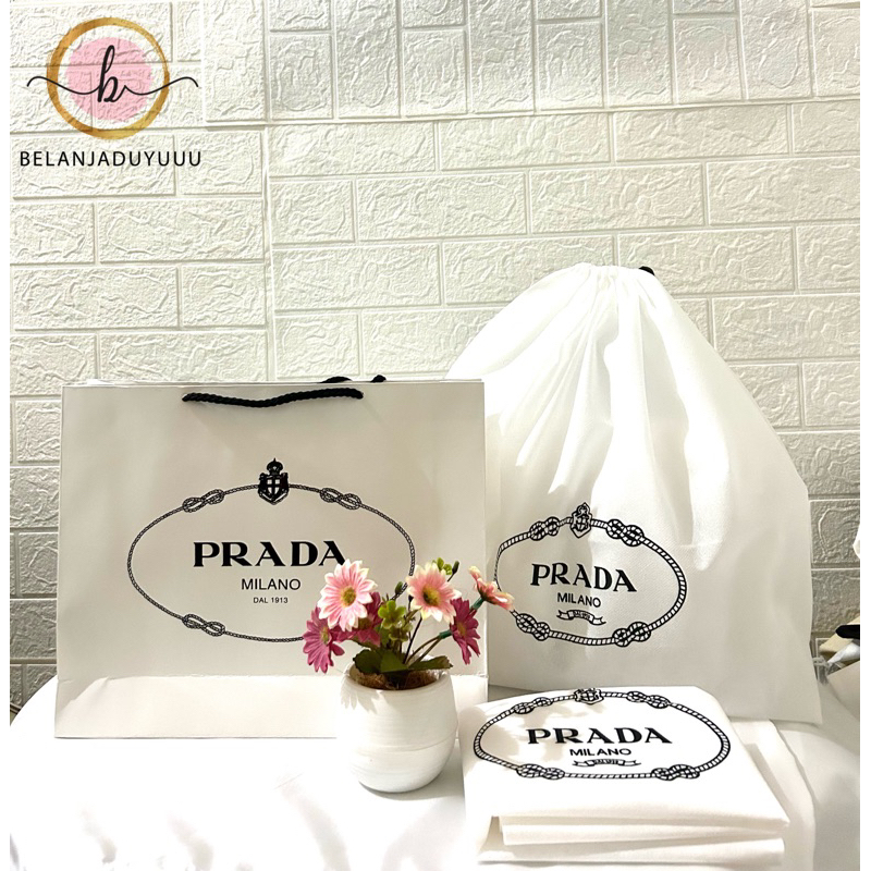 Paper Bag Prada ( Ready Stock Jakarta )