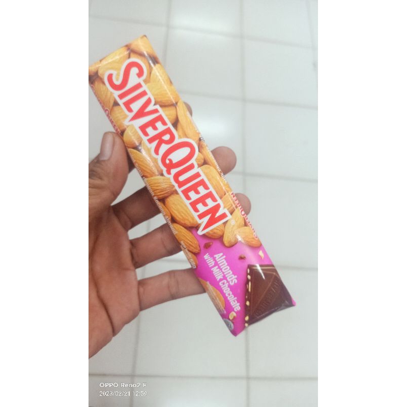 Silver Queen Almond with Milk Chocolate 58 g