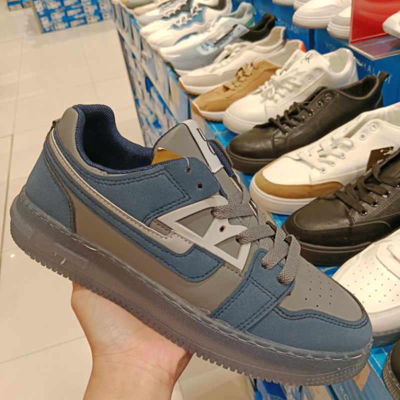 (39-43) Yongki Komaladi Men Sneakers Adrian