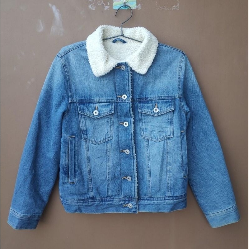 Jaket Jeans Denim Sherpa Uniqlo GU second