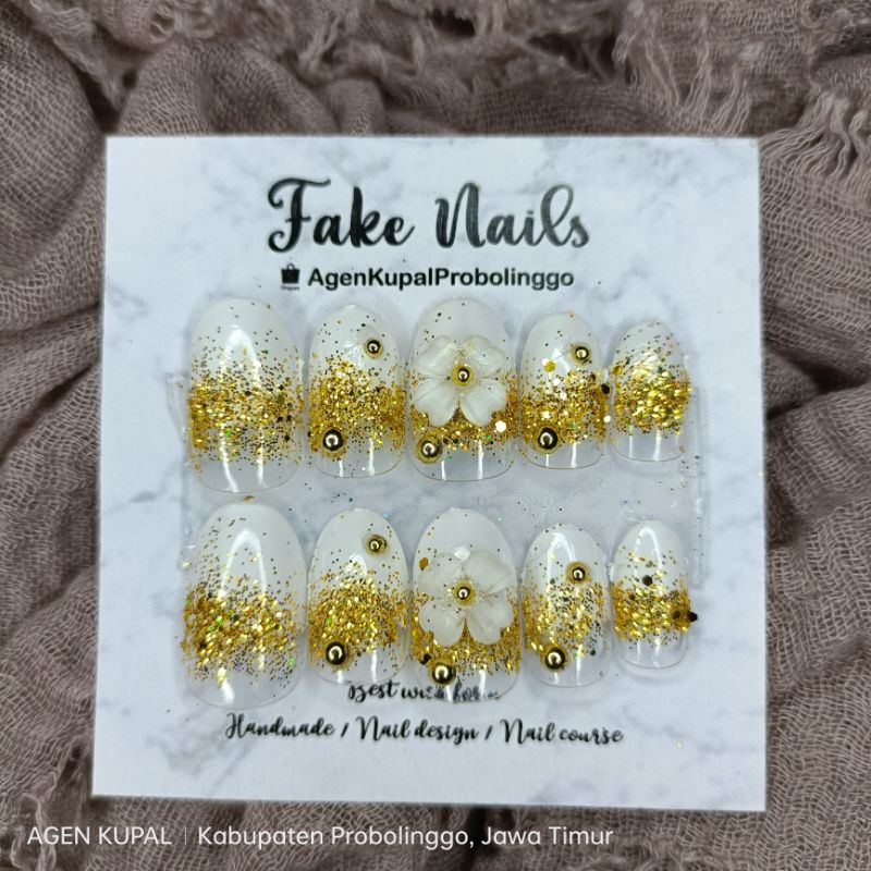 (ov.s.putih.G)KUKU PALSU AKAD OVAL PUTIH/KUKU WEDDING/NAIL ART/HENNA ART sdh free lem gel ya