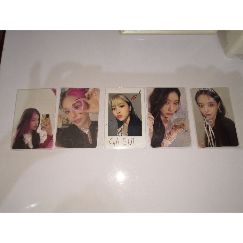 photocard itzy crazy in love checkmate nbd november ryujin yeji chaeryeong yuna lia photocard ultram