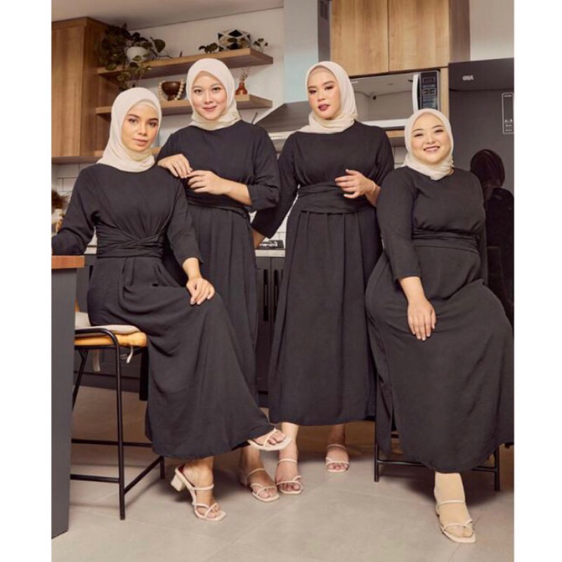 New Monomolly Lula Dress Black size S