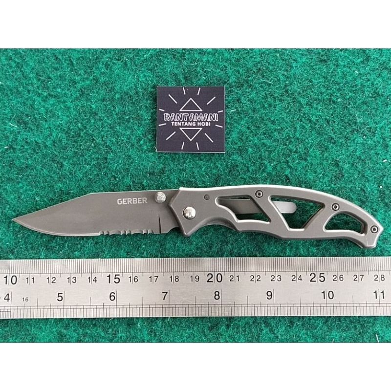 Gerber Paraframe 1 Ti-grey Serrated EDC knife