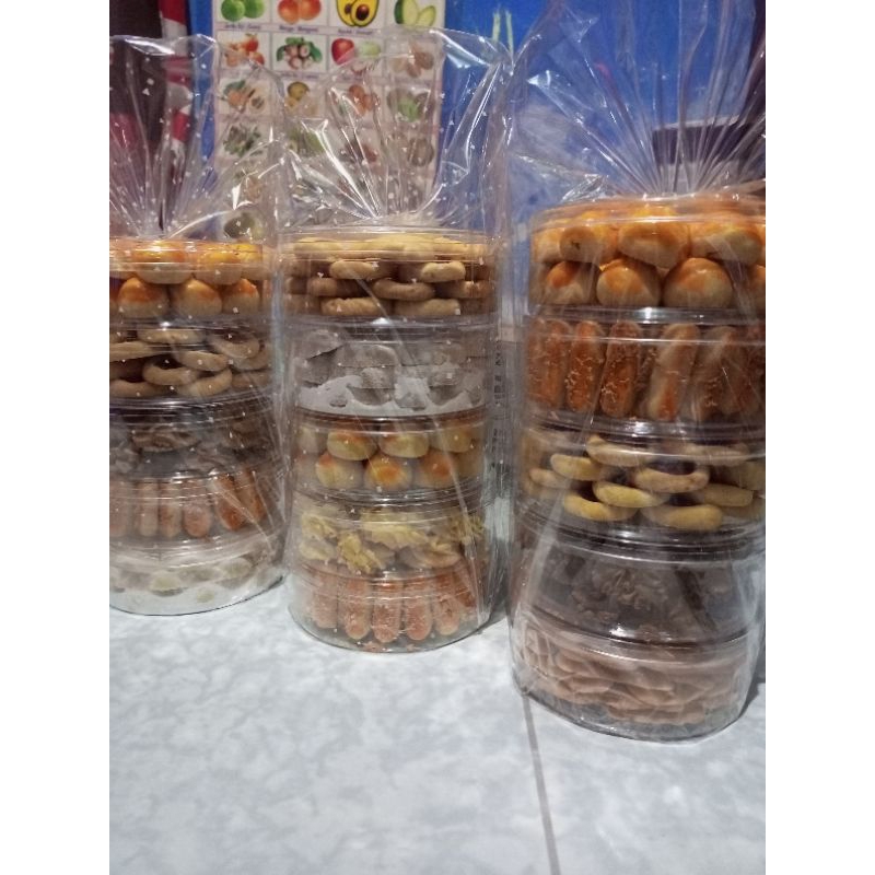 

Paket parsel isi 5 toples