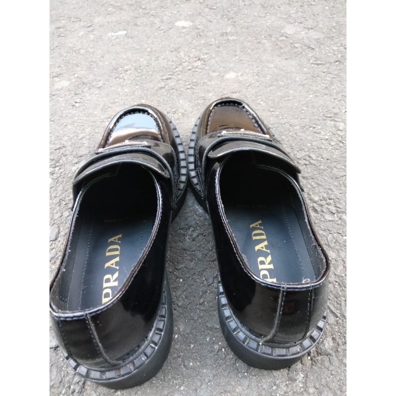 Loafers Prada Second