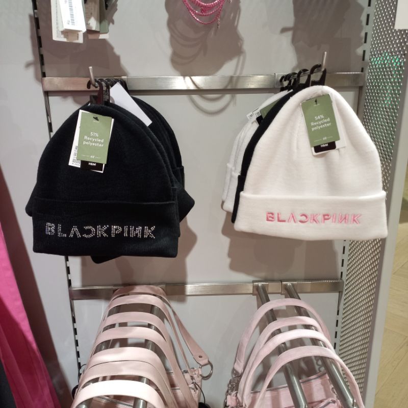 topi/beanie Blackpink X H&M Original Store
