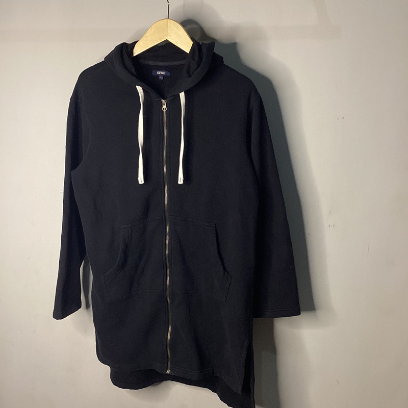 Hoodie Zipper Model Tunik dari SPAO