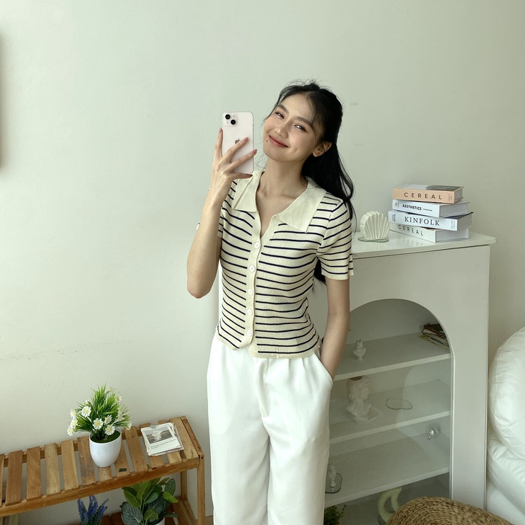 Meggy Knit Top - Atasan Rajut Wanita - Blouse Salur Short Sleeve - Korean Casual Look