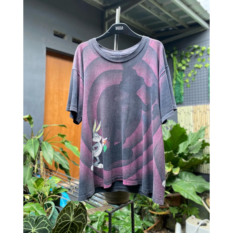 kaos bugs bunny bulls eye vintage, kaos vintage bugs bunny nike ardilla
