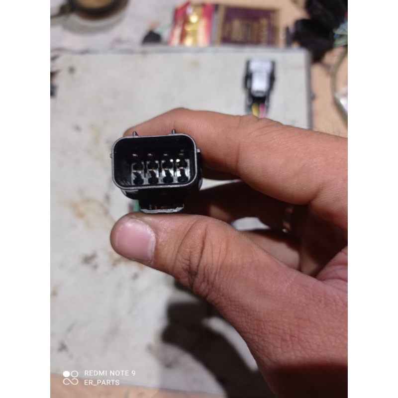 socket saklar kiri scoopy 2021