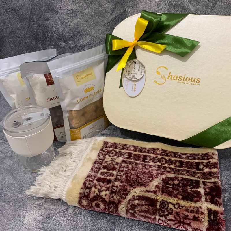 

BOX SHASIOUS / hampers lebaran eid parcel / souvenir / kue kering / idul fitri