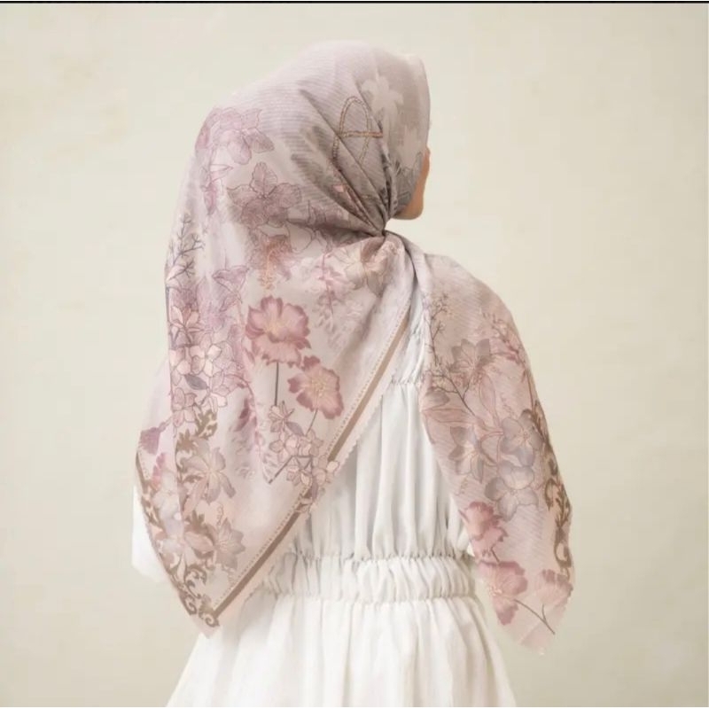 Pina Scarf Ash Grey by Wearing Klamby