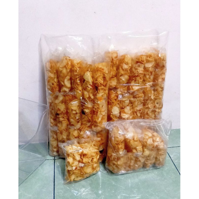 

Keripik singkong pedas asam manis / 1 pack/isi 20 pcs