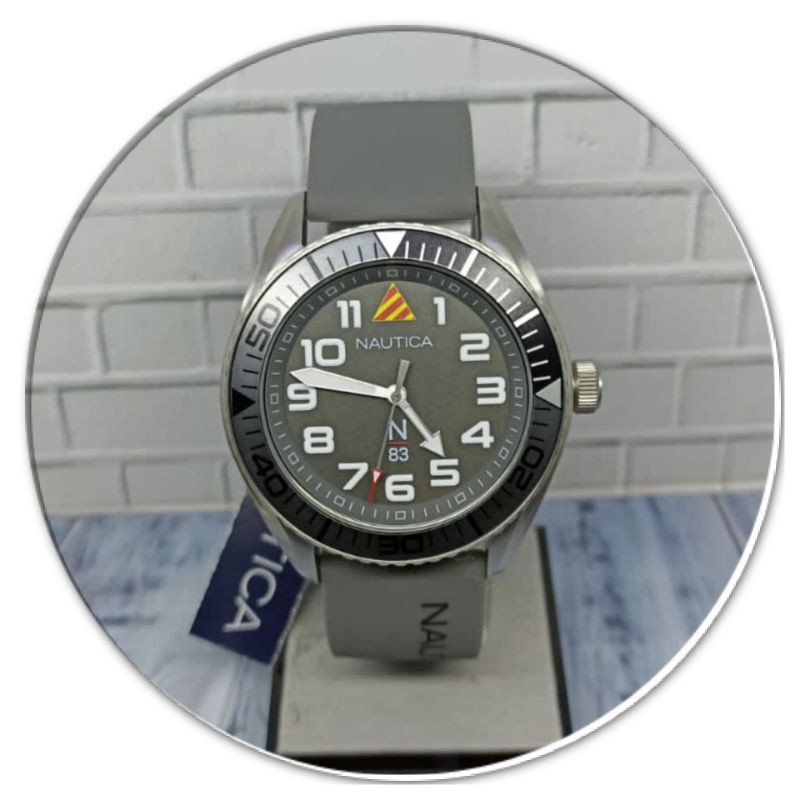 Jam tangan pria NAUTICA NAPFWF202, tali rubber, ORIGINAL, bergaransi resmi internasional.