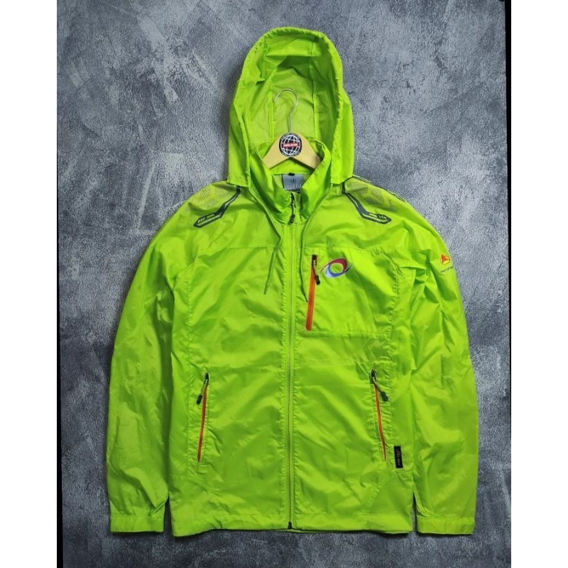 jaket gunung outdoor hiking FUZZO