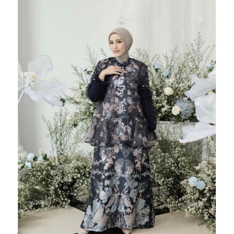 Iris Dress by Vanilla hijab - Oscar M