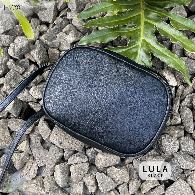 HYOO Lula Bag Tas Slempang Wanita Oval Anti Air