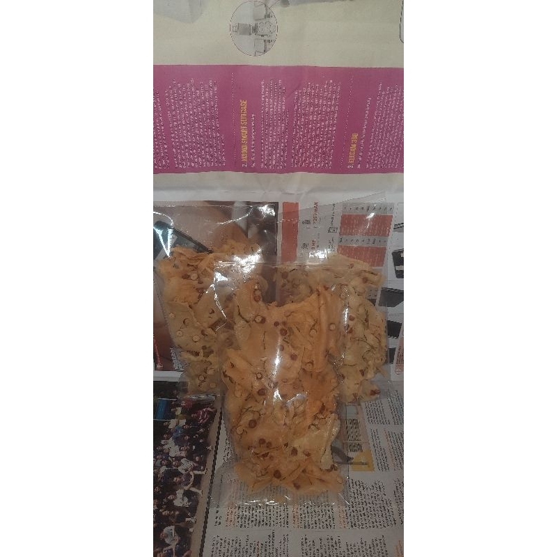 

Rempenyek Kacang daun jeruk