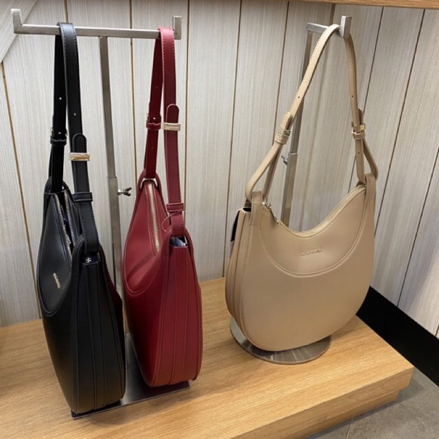 HUSH PUPPIES MOONIE SHOULDER - Jastip Tas wanita moonie shoulder bag Hush Puppies