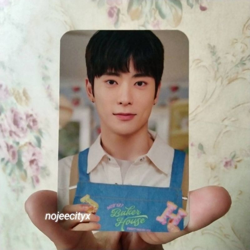 PHOTOCARD JAEHYUN BAKERY HOUSE