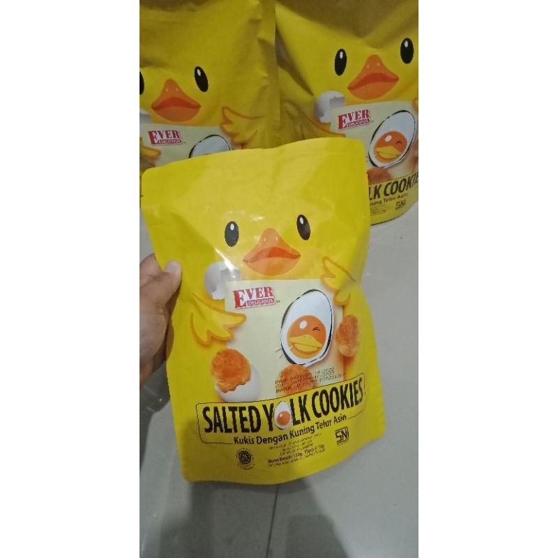 

Ever Salted Yolk Cookies