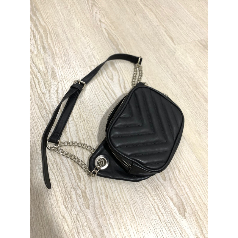 bershka sling bag