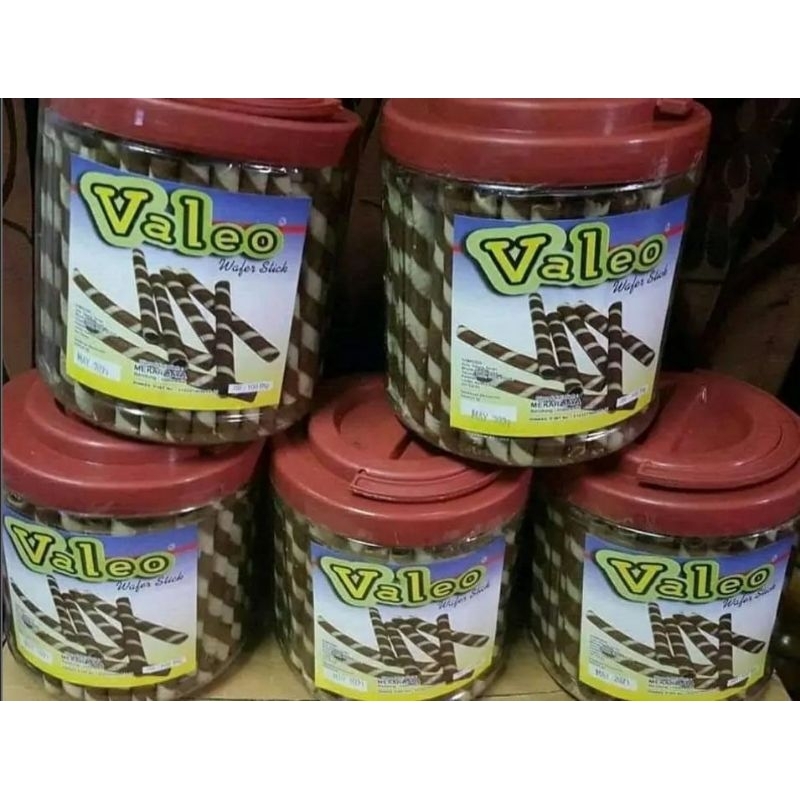 

Astor Valeo Toples Murah isi 110 batang/Wafer Stick/Full Coklat