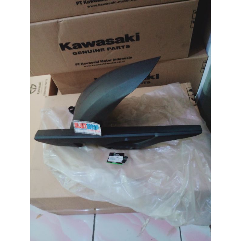 COVER TUTUP RANTAI PULSAR NS 200