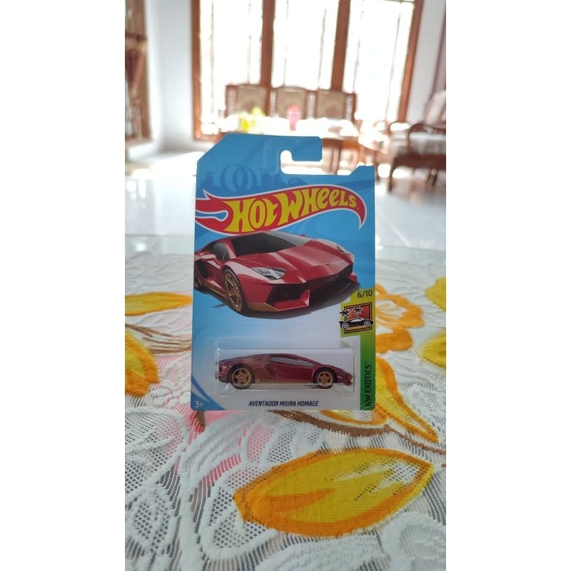 Hotwheels Lamborghini Aventador miura homage super treasure hunt