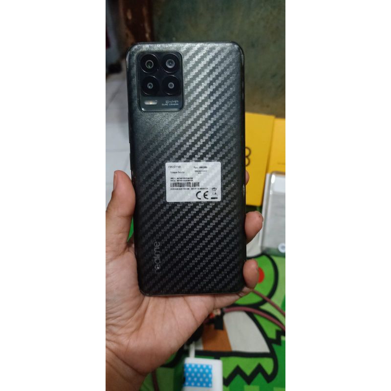 hp second realme8