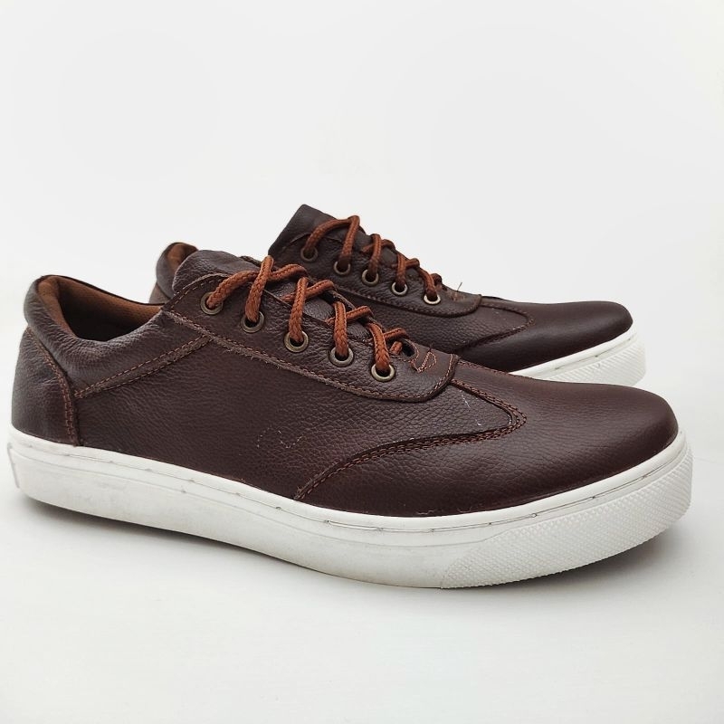 Sepatu Sneakers Pria Casual Bahan Kulit Asli 100% Original Santai Elegan Cs1
