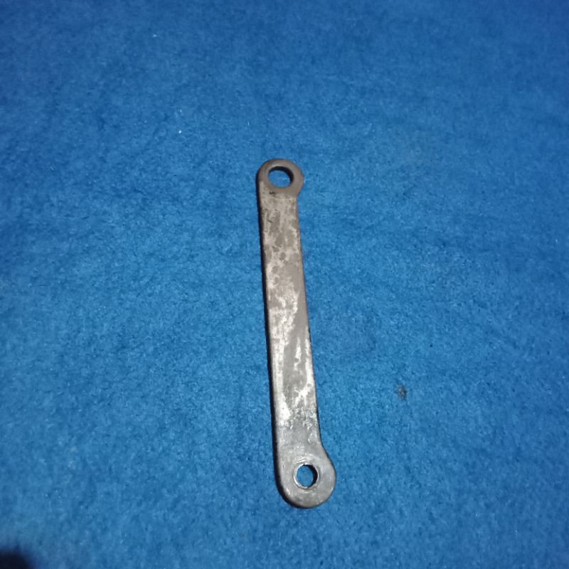 bar tension brecket penahanan tutup rem belakang yamaha fizr fiz F1 vega old alfa sigma champ