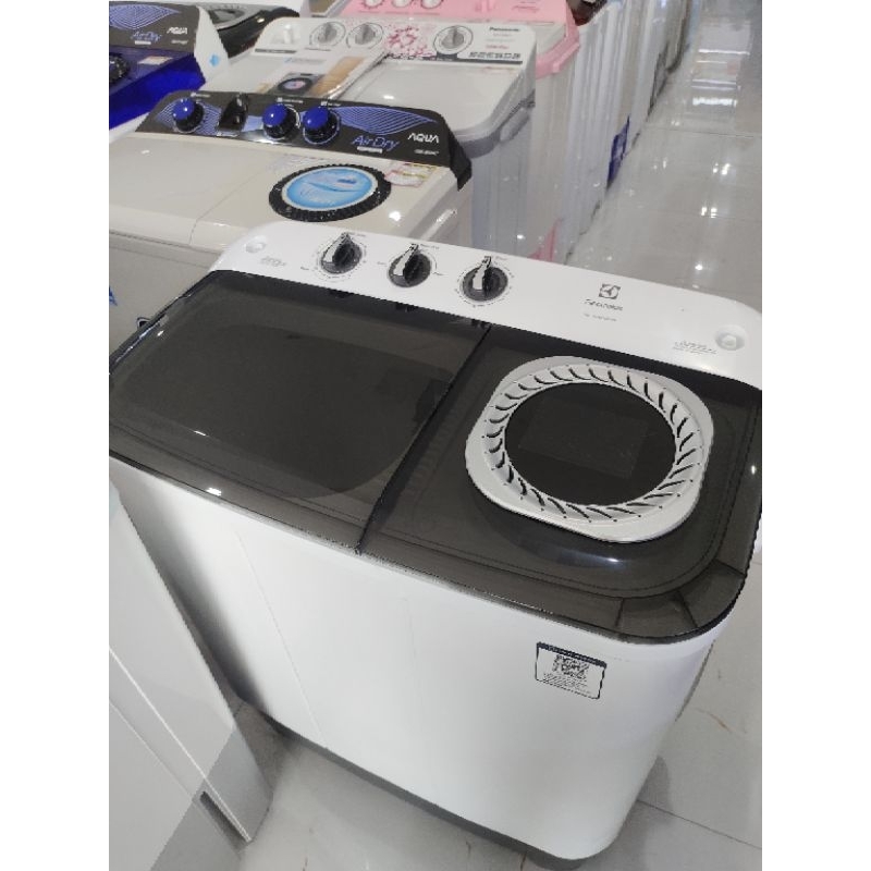 MESIN CUCI ELECTROLUX 8KG EWS98261wa