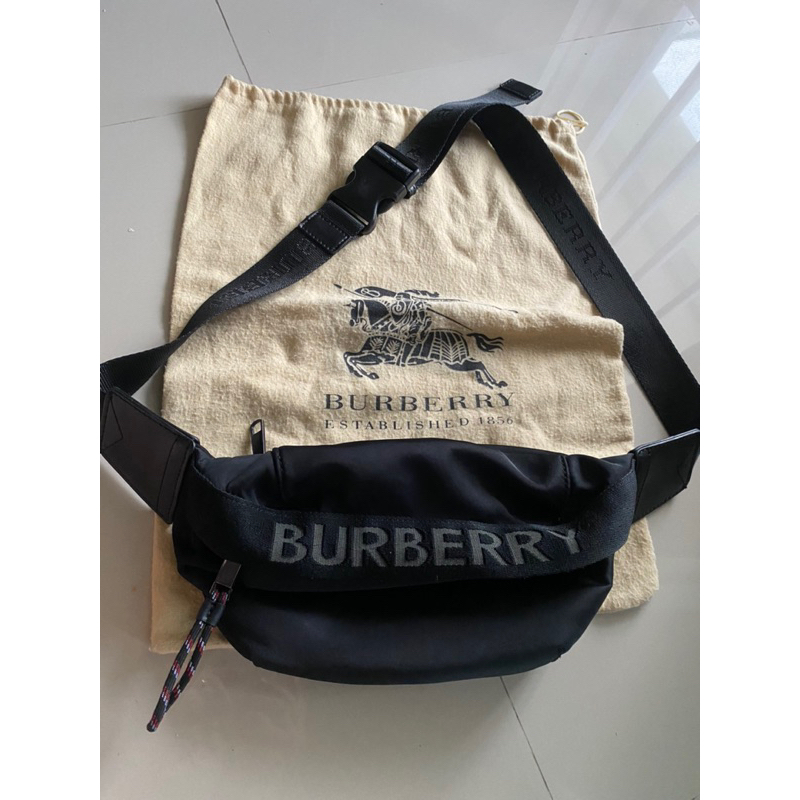 tas pria, waist bag pria, tas second burberry tas preloved burberry
