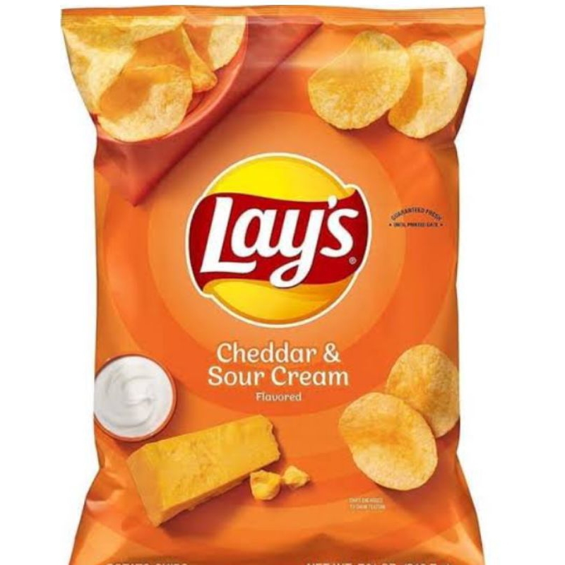 

lays cheddar sour cream 184gr