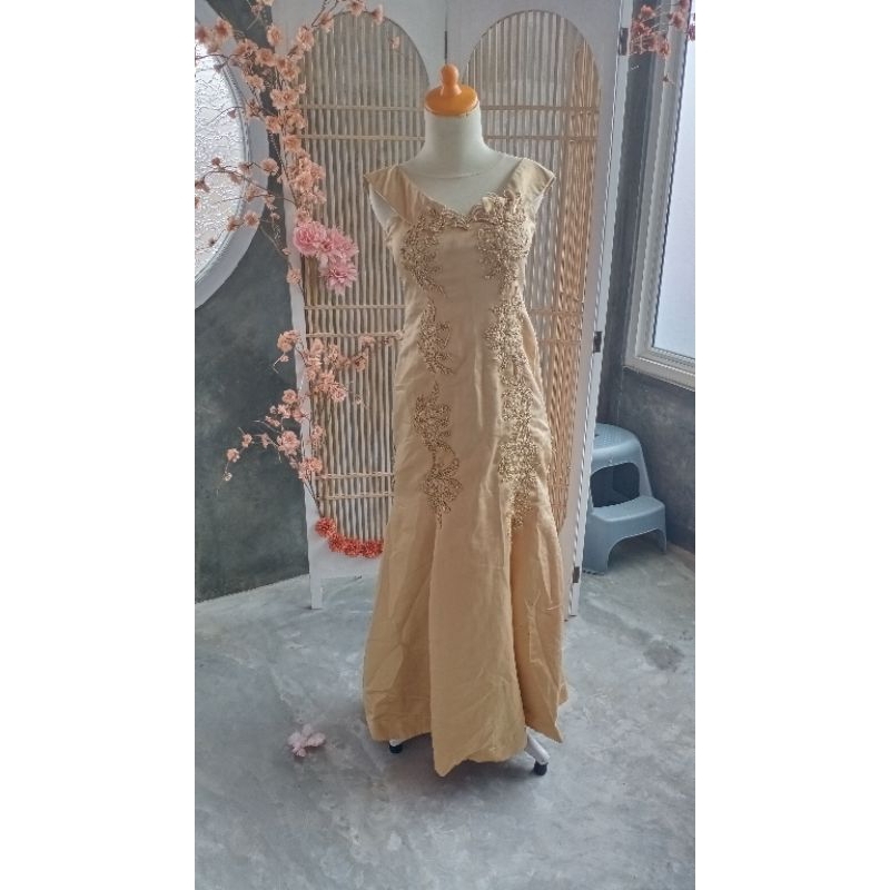 gaun pesta gold/ gaun mama/gaun acara