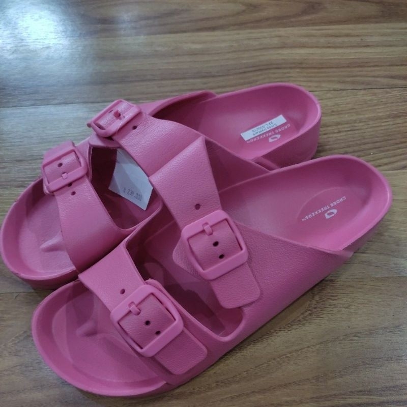 Sandal Cross Trekkers