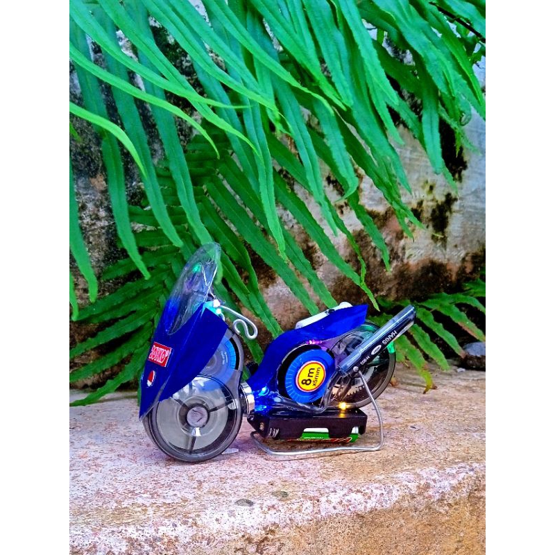 

MAINAN TIPEX TRONDOL MODEL MOTOR PCX KOMBINASI LAMPU & DINAMO