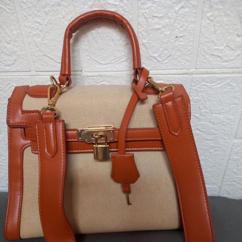 Tas Enji- Palomino Jevin Handbag no deffect